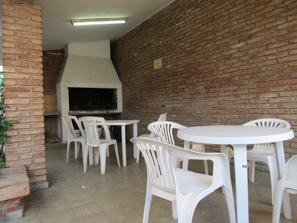 Hotel Arenales فيلا كارلوس باز المظهر الخارجي الصورة