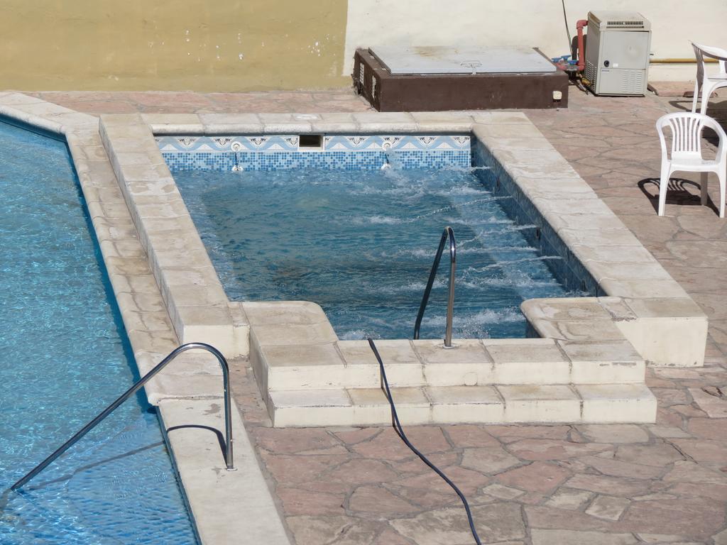 Hotel Arenales فيلا كارلوس باز المظهر الخارجي الصورة